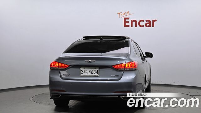 Hyundai Genesis из Кореи Encar