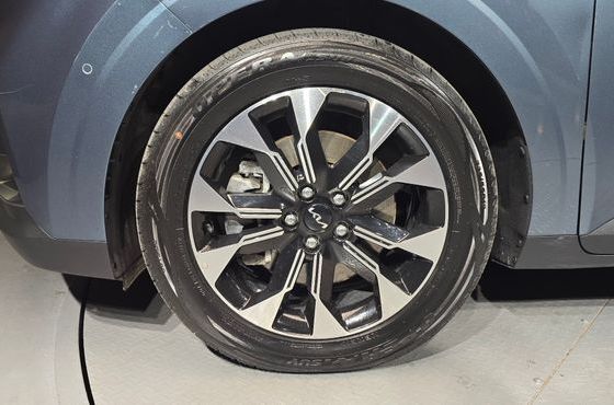 Kia Carnival 9-Seater Signature — пробег 38 209 км — фото 5 из 5