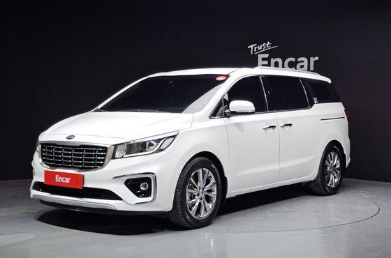 Kia Carnival 9-Seater Prstige — пробег 28 585 км — фото 1 из 5