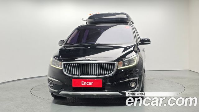 Kia Carnival Gasoline 7-seater Limousine President — пробег 120 539 км — фото 3 из 5