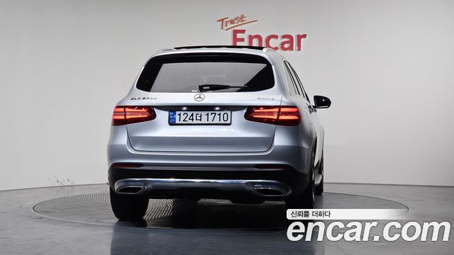 Mercedes-Benz GLC-Class GLC220 d 4MATIC Premium — пробег 82 069 км — фото 4 из 5