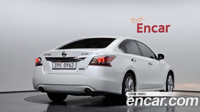 Nissan Altima из Кореи Encar