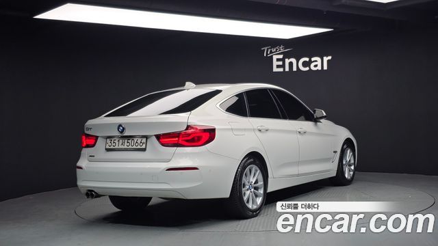BMW Gran Turismo GT 320d xDrive Premium — пробег 165 820 км — фото 2 из 5