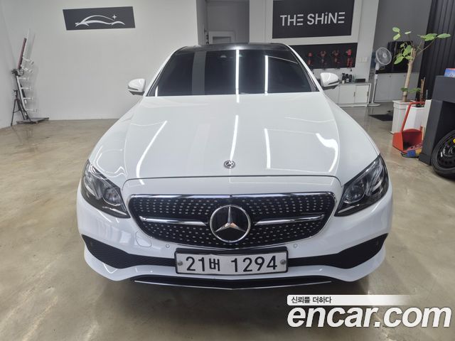 Mercedes-Benz E-Class из Кореи Encar