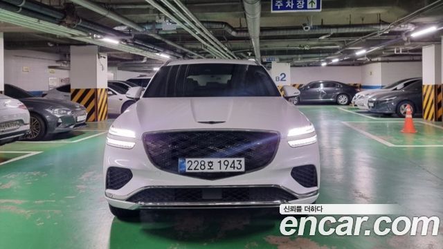 Genesis GV70 2.5T Gasoline 2WD — пробег 23 500 км — фото 2 из 5