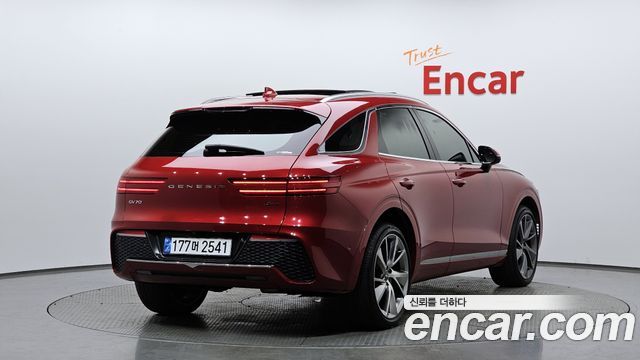 Genesis GV70 из Кореи Encar