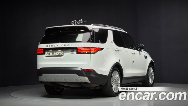 Land Rover Discovery 3.0 SD6 HSE Luxury — пробег 144 088 км — фото 2 из 5