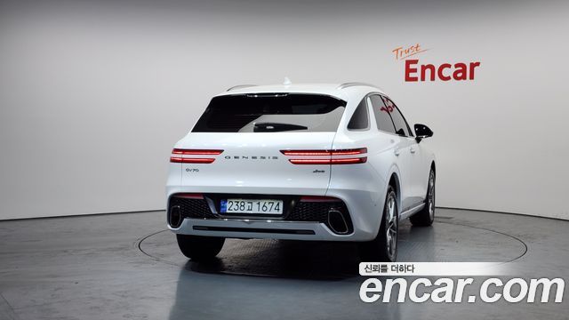 Genesis GV70 2.5T Gasoline AWD — пробег 12 743 км — фото 4 из 5