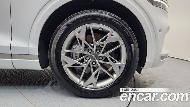 Genesis GV70 2.5T Gasoline AWD — пробег 12 743 км — фото 5 из 5