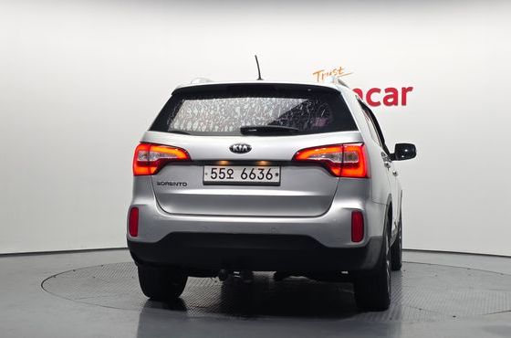 Kia Sorento Diesel 2.0 2WD Trendy — пробег 113 048 км — фото 4 из 5