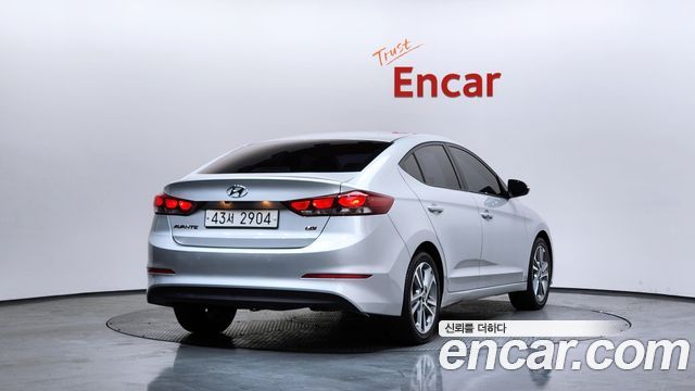 Hyundai AVANTE из Кореи Encar