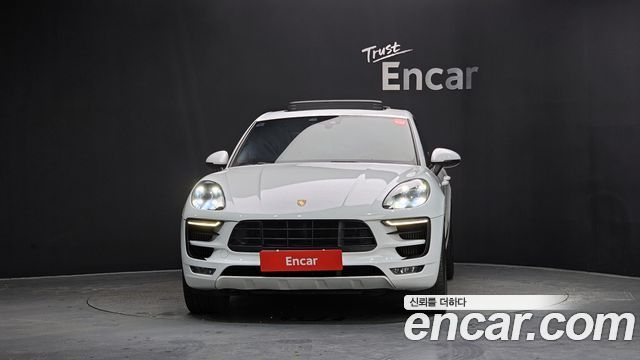 Porsche Macan из Кореи Encar