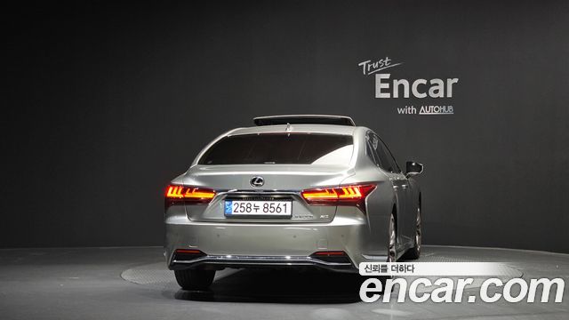Lexus LS из Кореи Encar