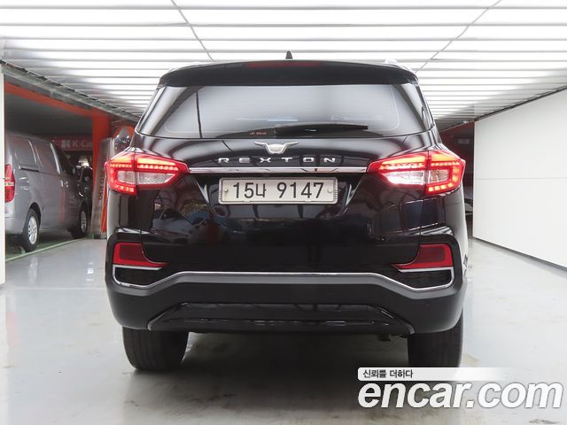 Ssangyong Rexton из Кореи Encar