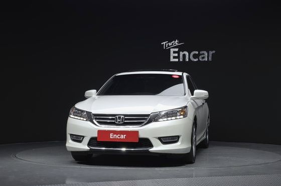 Honda Accord 2.4 9th — пробег 37 884 км — фото 3 из 5