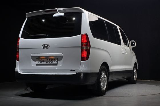 Hyundai Starex Camping Car — пробег 116 841 км — фото 2 из 5