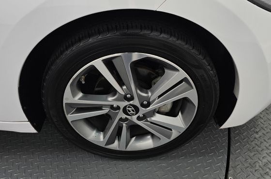Hyundai AVANTE 1.6 GDI Value Plus — пробег 80 044 км — фото 5 из 5