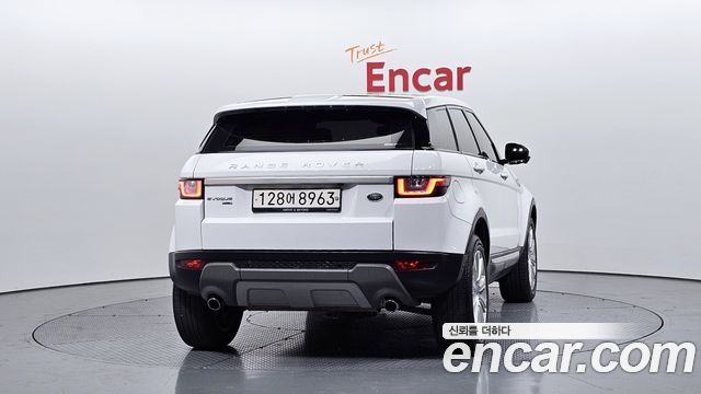 Land Rover Range Rover Evoque 2.0 TD4 HSE — пробег 84 221 км — фото 4 из 5