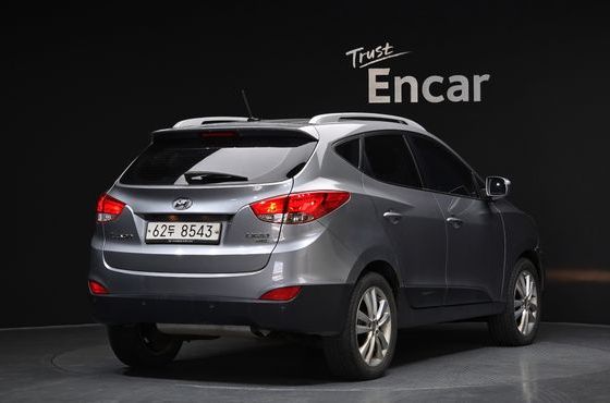 Hyundai Tucson Diesel 2WD LX20 Smart-Pack — пробег 173 721 км — фото 2 из 5