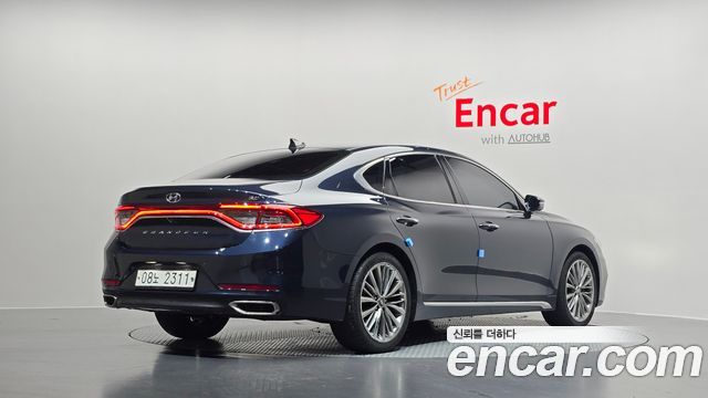 Hyundai Grandeur из Кореи Encar