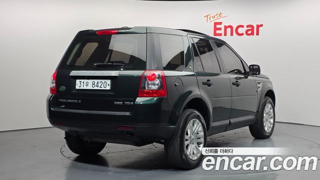 Land Rover Freelander 2.2 TD4 HSE — пробег 195 973 км — фото 2 из 5
