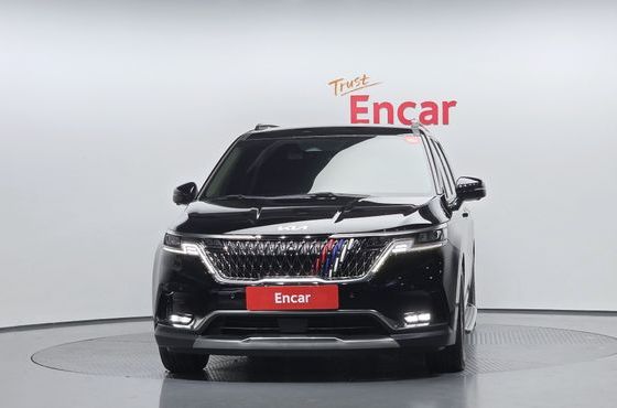 Kia Carnival 9-Seater Signature — пробег 54 655 км — фото 3 из 5