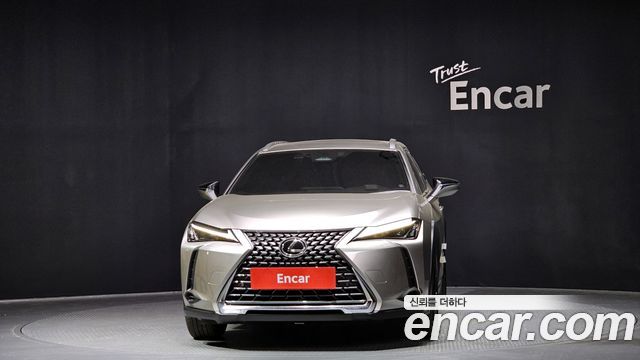 Lexus UX из Кореи Encar