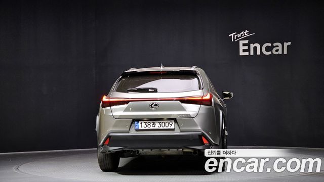 Lexus UX из Кореи Encar