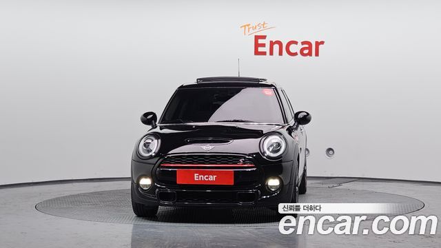 Mini Cooper из Кореи Encar