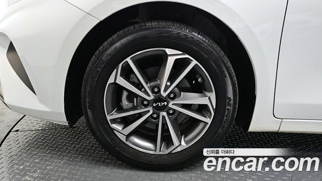 Kia K3 из Кореи Encar