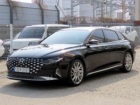 Hyundai Grandeur 2.5 Calligraphy — пробег 142 226 км — фото 2 из 5