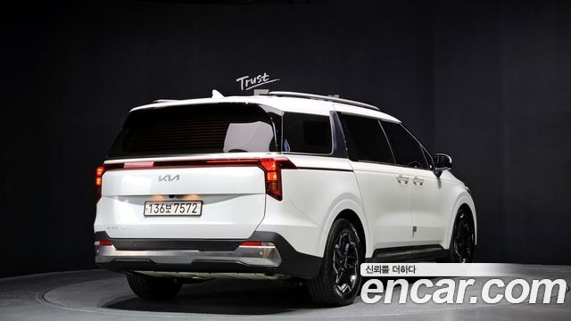Kia Carnival 9-Seater Noblesse — пробег 99 312 км — фото 2 из 5