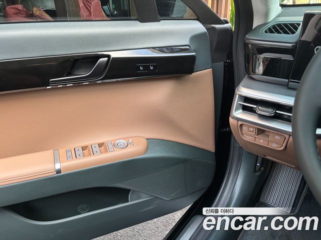 Hyundai Grandeur Exclusive — пробег 15 000 км — фото 1 из 5