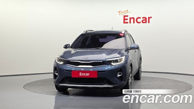 Kia Stonic из Кореи Encar