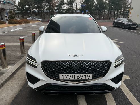 Genesis GV70 2.5T Gasoline AWD — пробег 45 600 км — фото 2 из 5