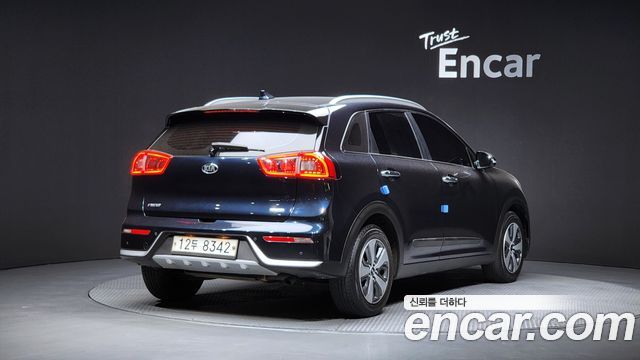 Kia Niro Noblesse — пробег 147 644 км — фото 2 из 5