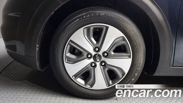 Kia Niro Noblesse — пробег 147 644 км — фото 5 из 5