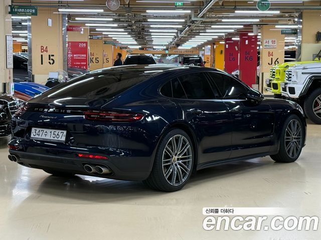 Porsche Panamera 3.0 AWD — пробег 61 926 км — фото 2 из 5