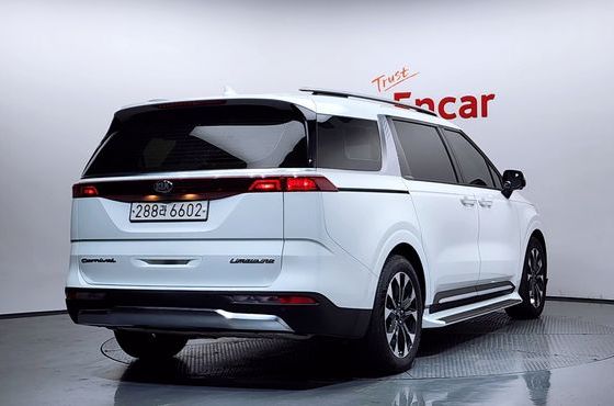 Kia Carnival 7-Seater Signature — пробег 59 526 км — фото 2 из 5