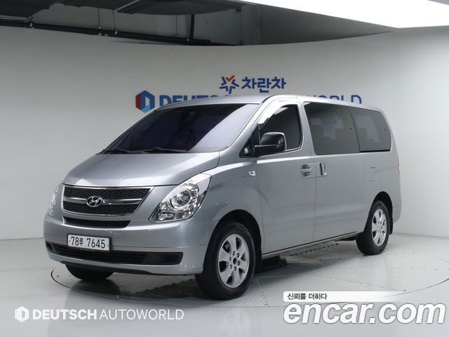 Hyundai Starex 4WD 12-Seater Wagon CVX Deluxe — пробег 169 306 км — фото 1 из 5