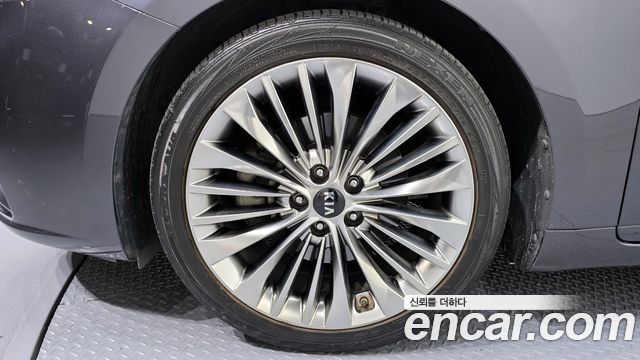 Kia K7 из Кореи Encar