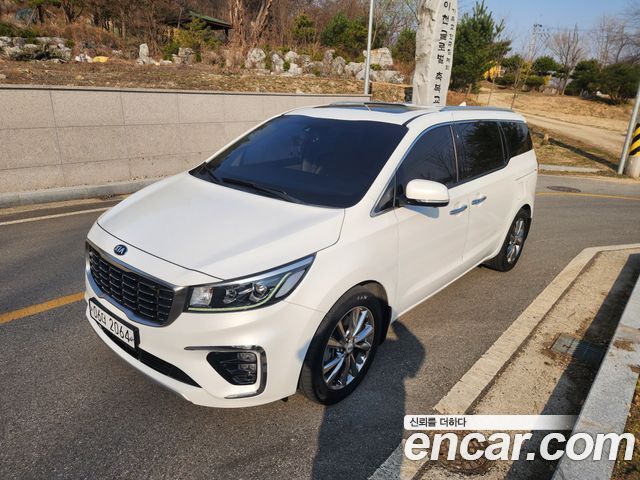 Kia Carnival из Кореи Encar