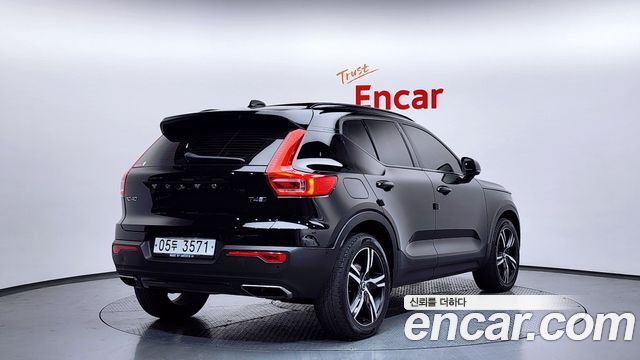 Volvo XC40 из Кореи Encar
