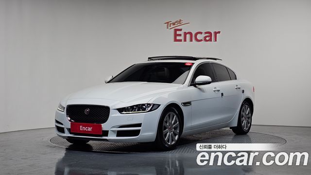 Jaguar XE 20d Prestige — пробег 92 685 км — фото 1 из 5