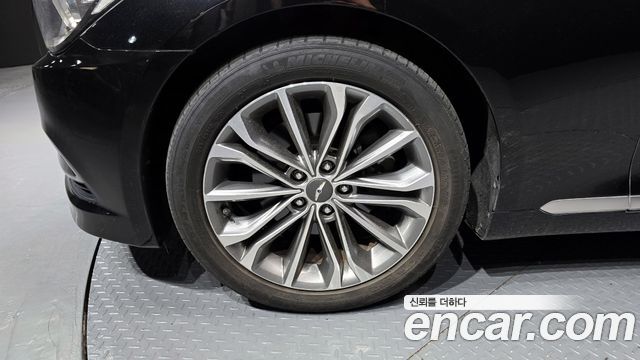 Hyundai Genesis из Кореи Encar