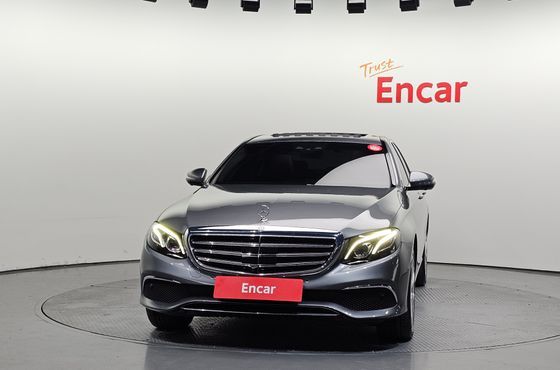 Mercedes-Benz E-Class E300 4MATIC Exclusive — пробег 154 404 км — фото 3 из 5
