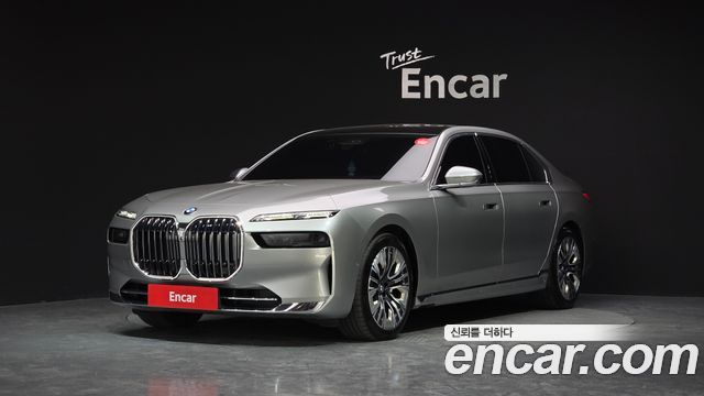 BMW 7-Series 740d xDrive Design Pure Excellence — пробег 79 080 км — фото 1 из 5