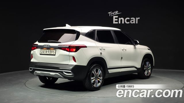 Kia Seltos из Кореи Encar
