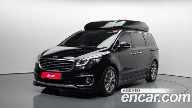Kia Carnival 9-seater Hi-Limousine Luxury — пробег 242 102 км — фото 1 из 5