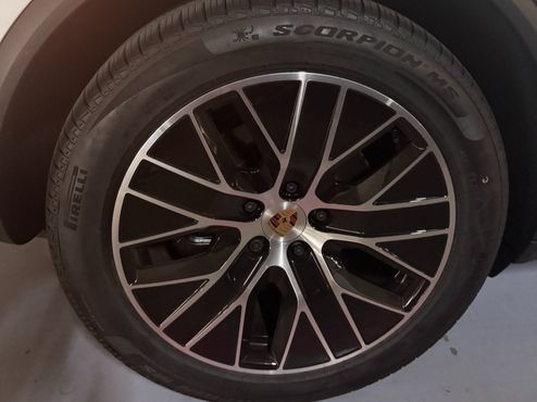 Porsche Macan Base 4 — пробег 890 км — фото 5 из 5